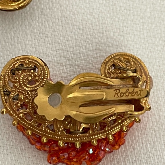 Vintage Robert Crescent Coral Clip Earrings - Picture 7 of 7